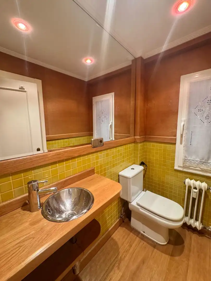 Piso de 83 m² en Oviedo
