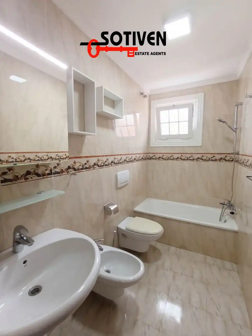 Appartamento 360 m² a Adeje