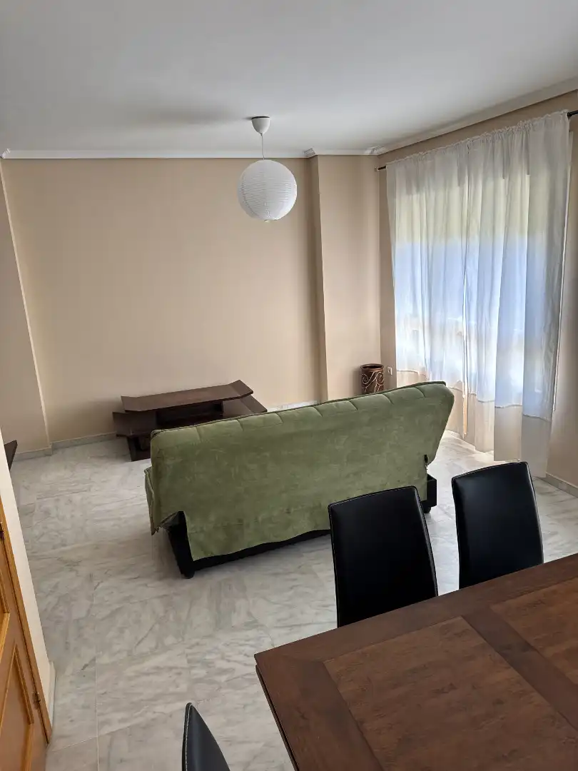Piso de 140 m² en Sevilla
