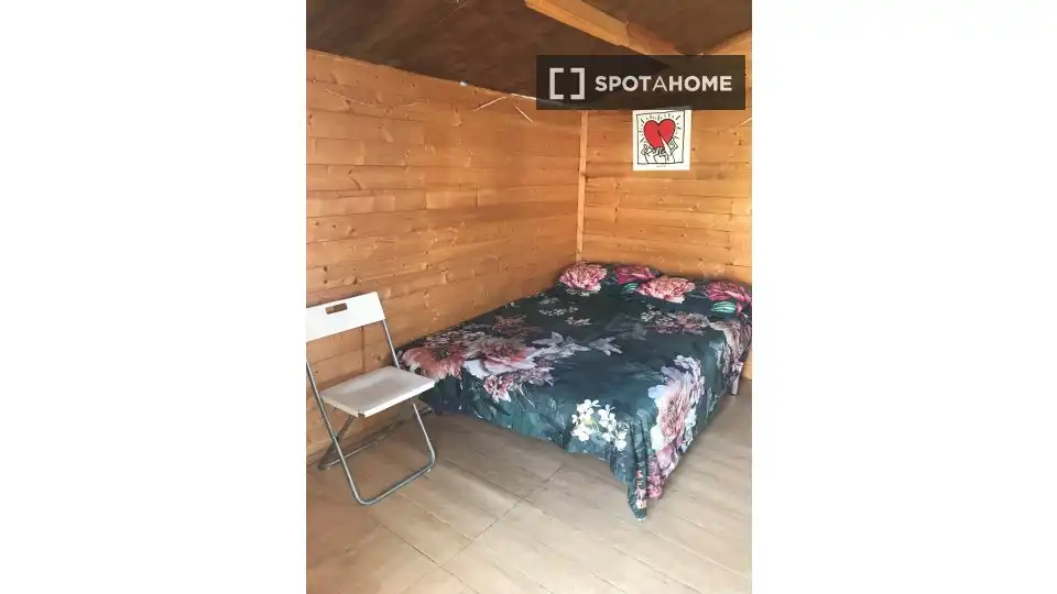 Habitación 16 m², Córdoba
