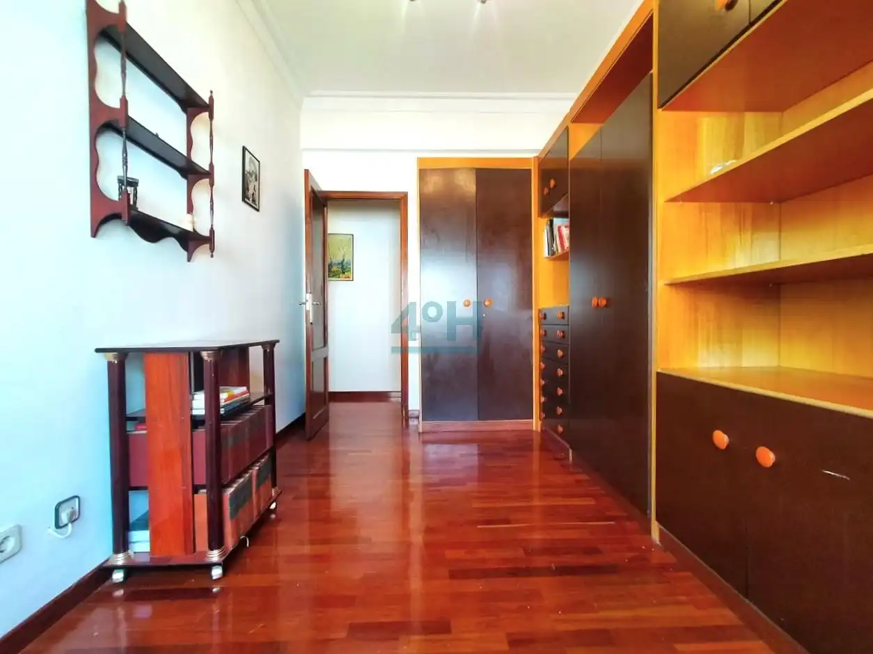 Piso de 112 m² en Ourense