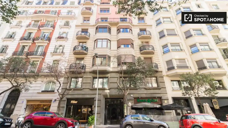 Habitación 200 m², Barcelona