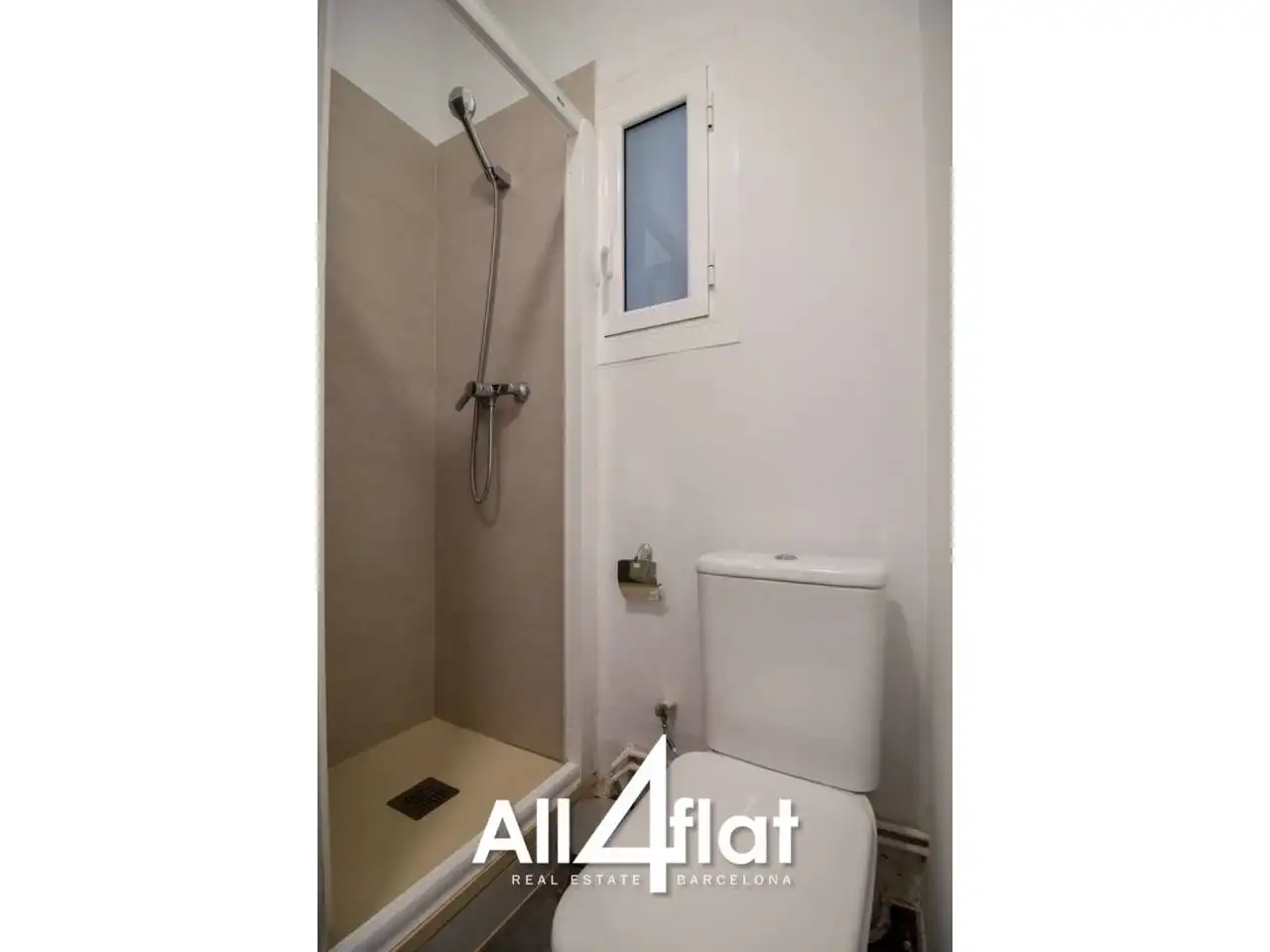 Wohnung 77 m² in Barcelona