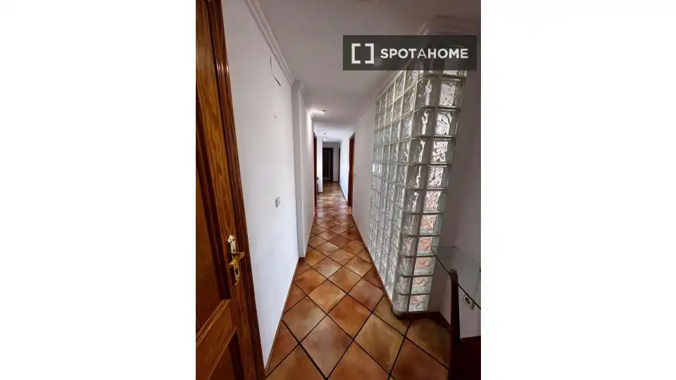 Habitación 120 m², Dénia