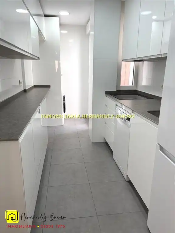 Wohnung 121 m² in Salamanca