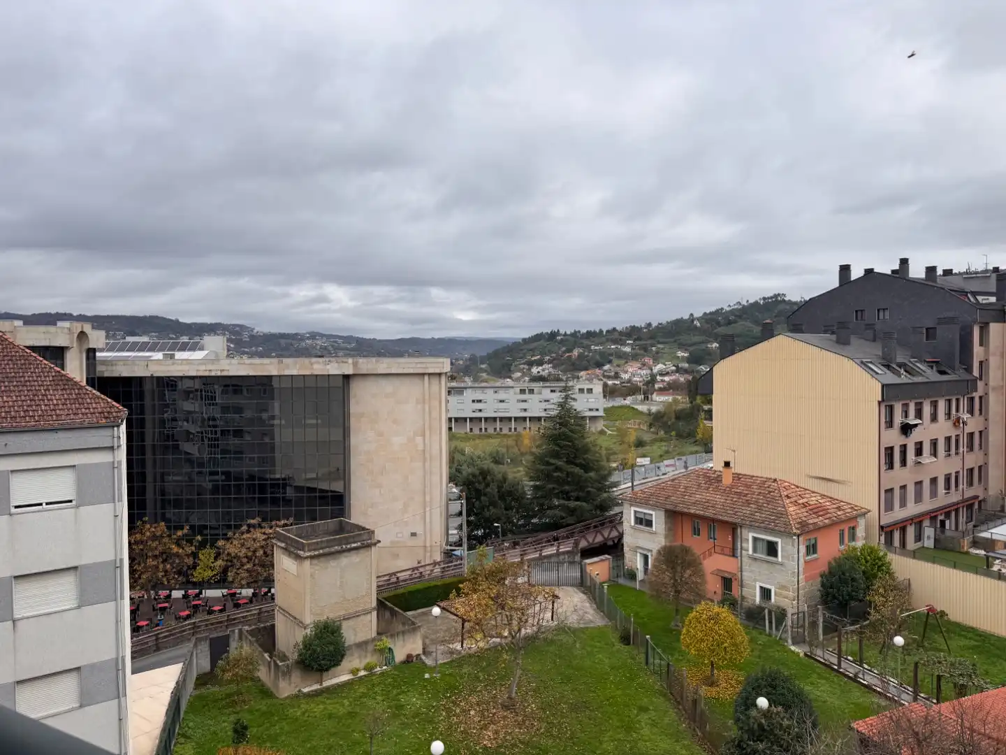 Piso de 95 m² en Ourense