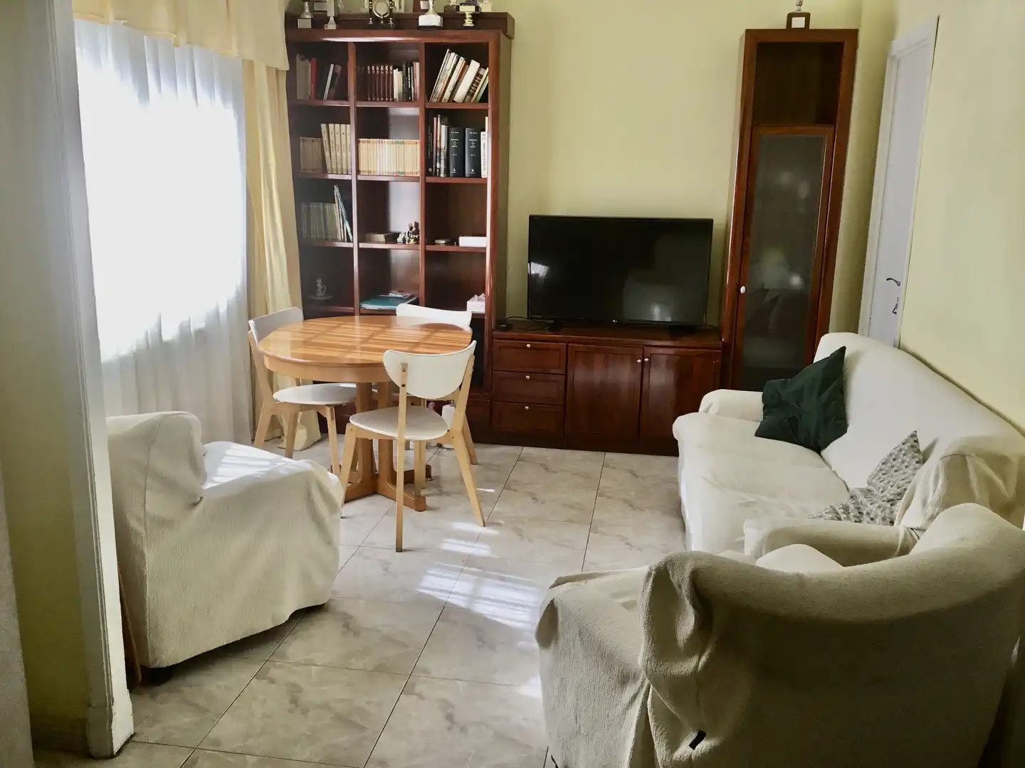 Room for rent, Madrid