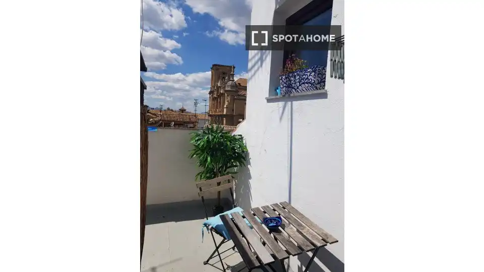 Habitación 75 m², Granada