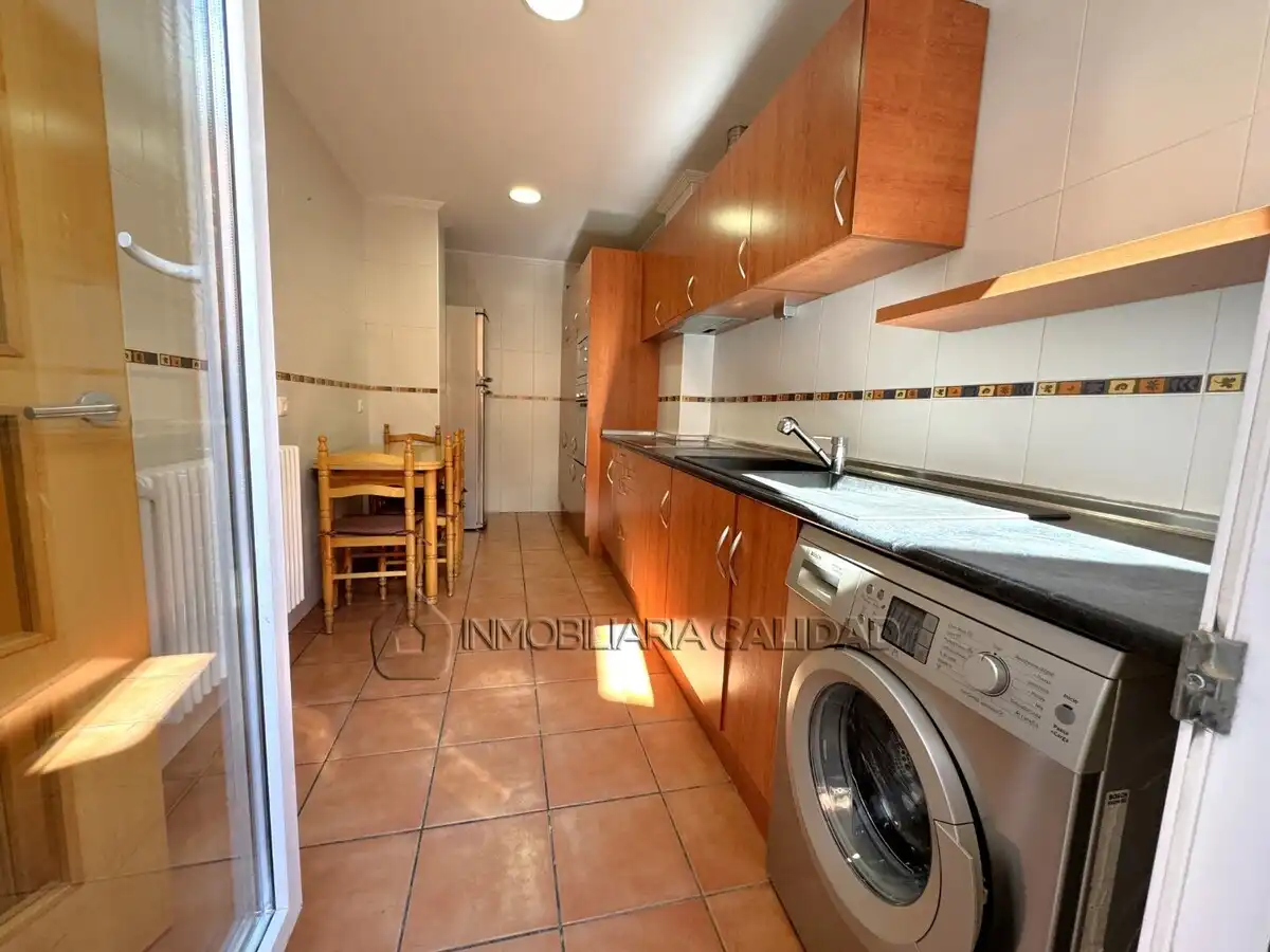 Casa de 201 m² en Villagonzalo Pedernales