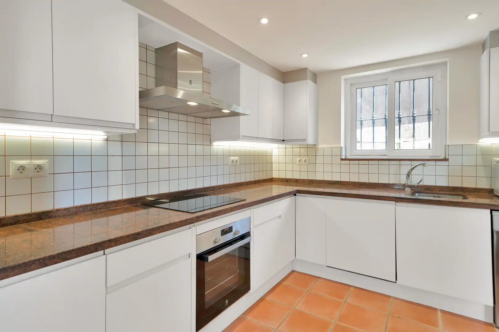 Casa de 170 m² en Estepona