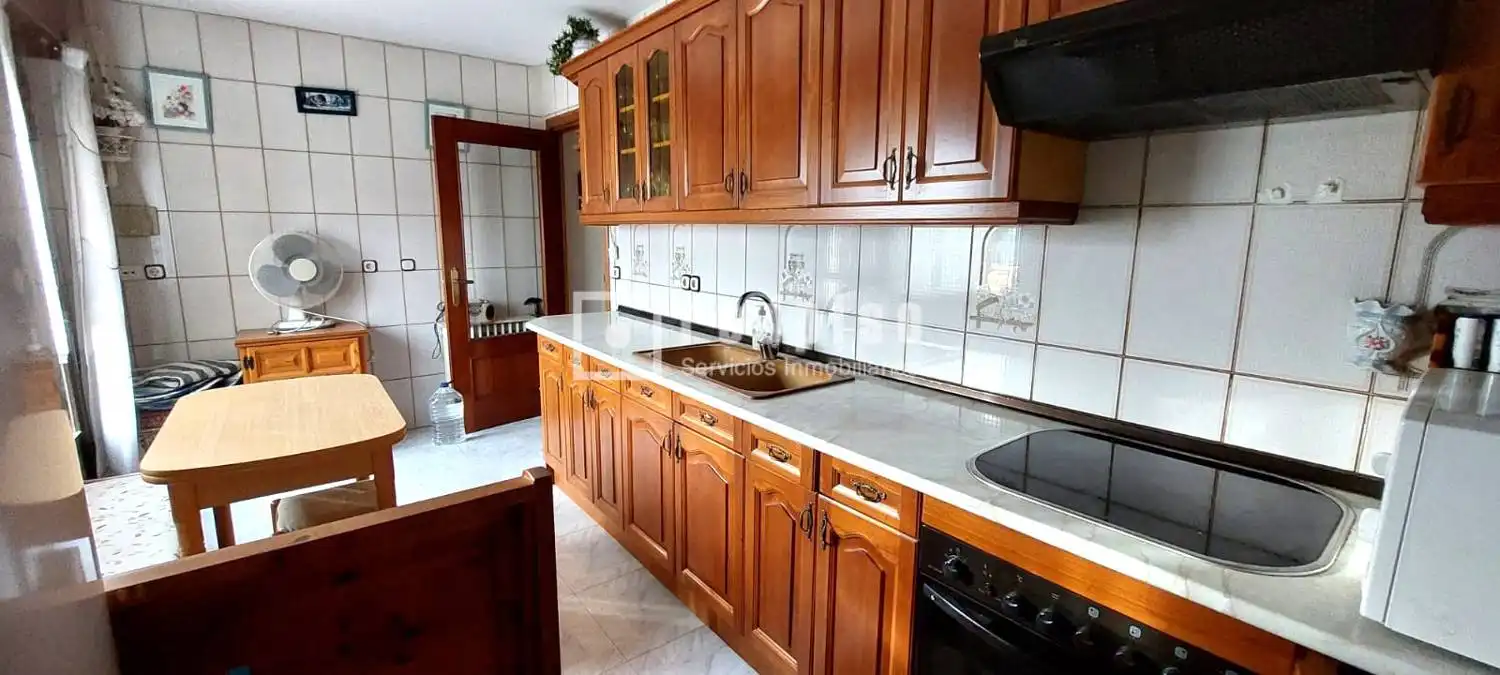 Casa de 202 m² en Cebolla