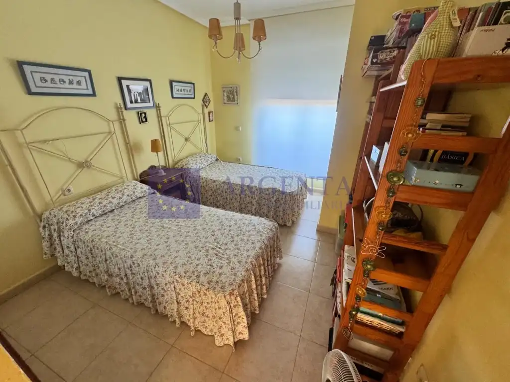 Piso de 180 m² en Cáceres