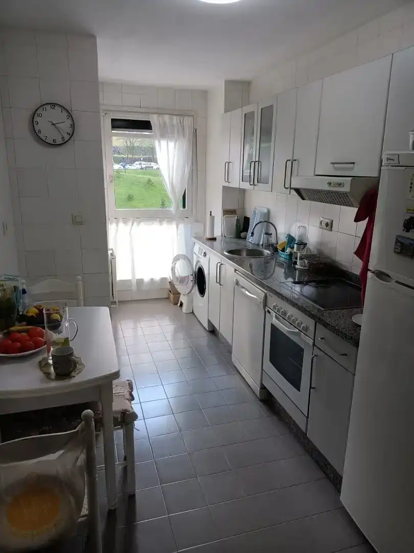 Habitación 12 m², Oviedo