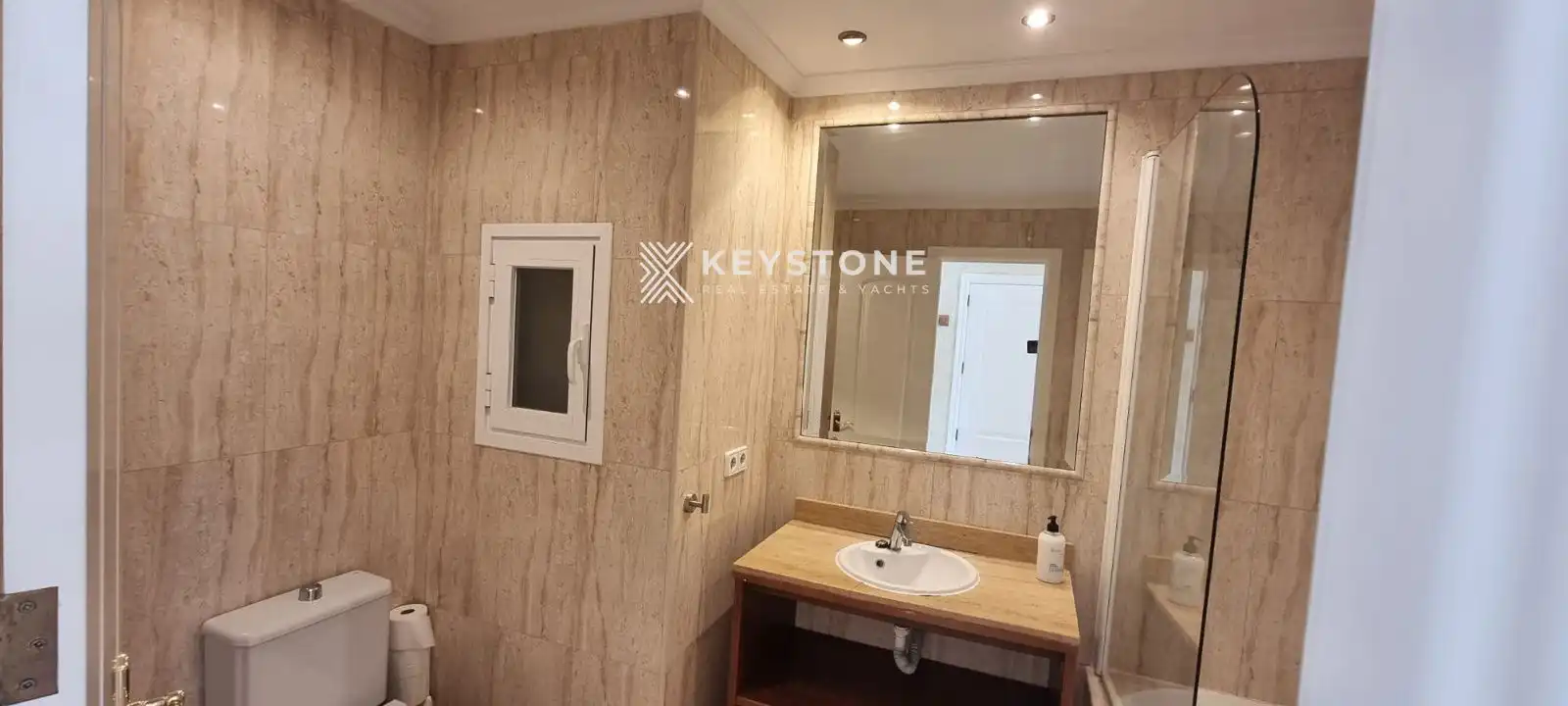 Piso de 120 m² en Población de Arroyo