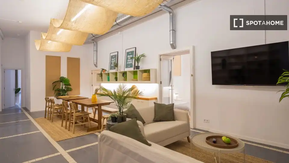 Habitación 350 m², Barcelona