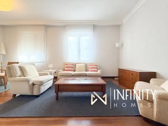 Piso de 85 m² en Bilbao