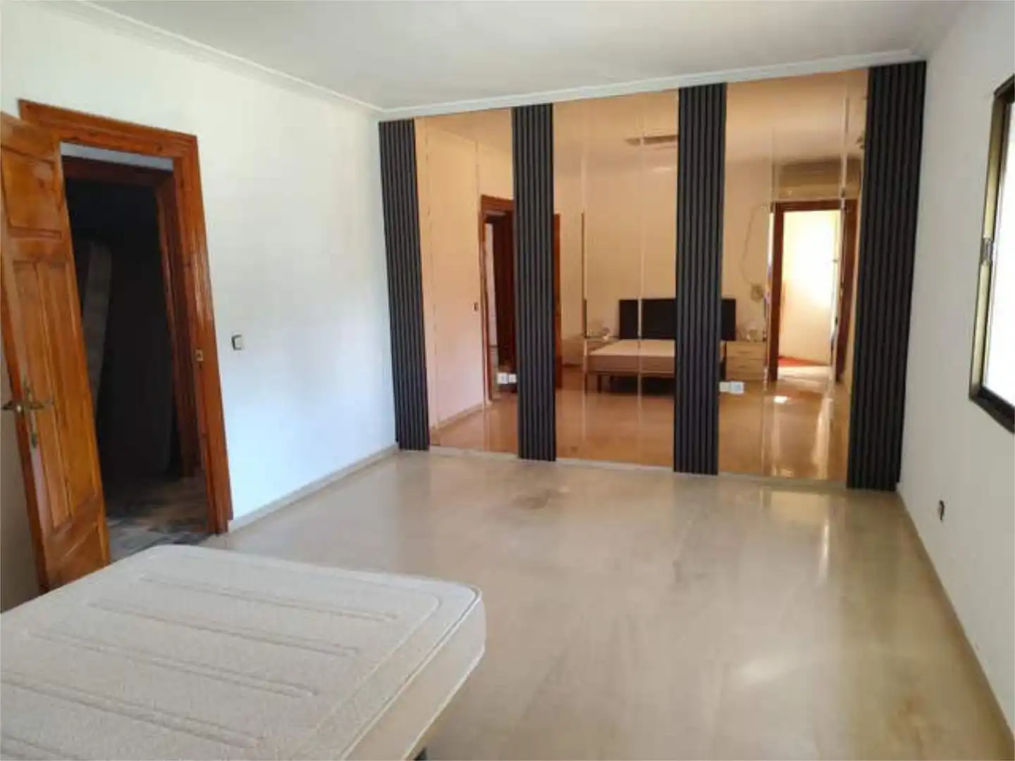 Casa de 396 m² en Dos Hermanas