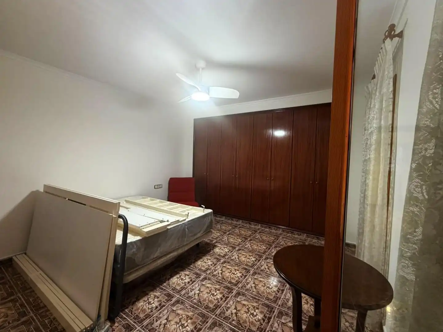 Casa de 236 m² a Rafelbunyol