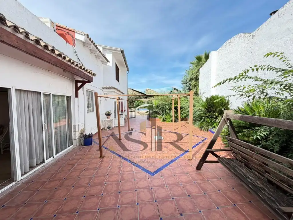 Casa de 150 m² a Benimuslem