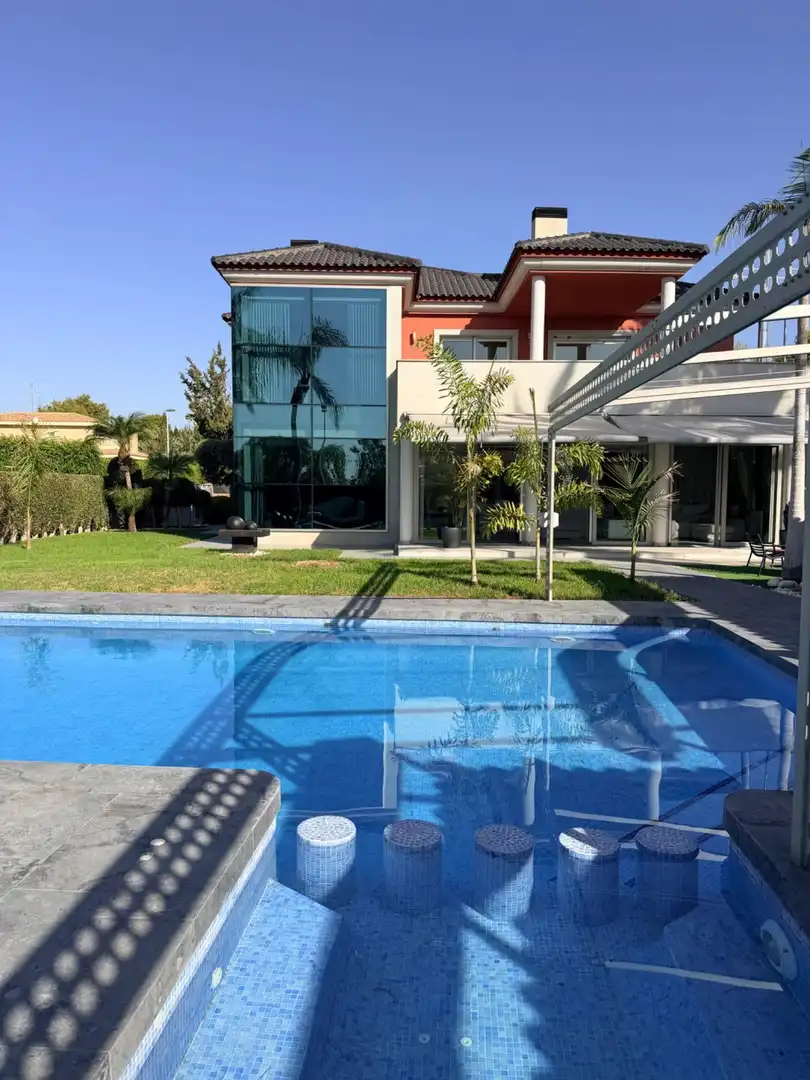 Piso de 600 m² en Elche