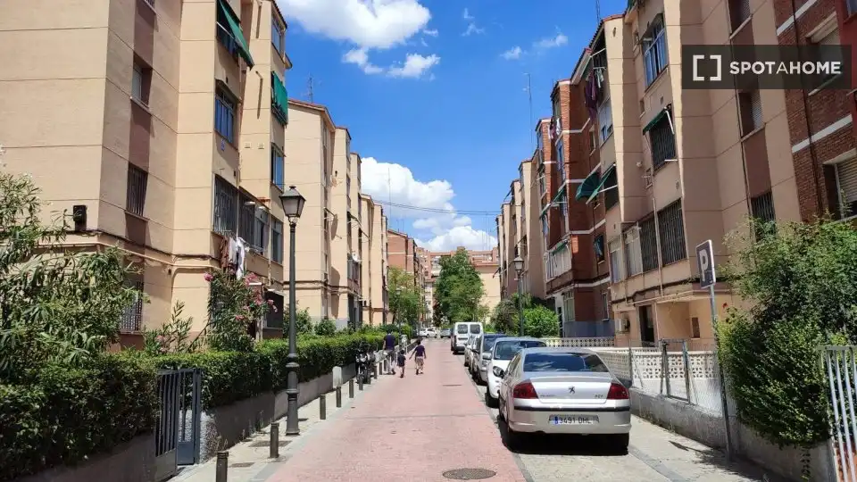 Комната в аренду, Мадрид