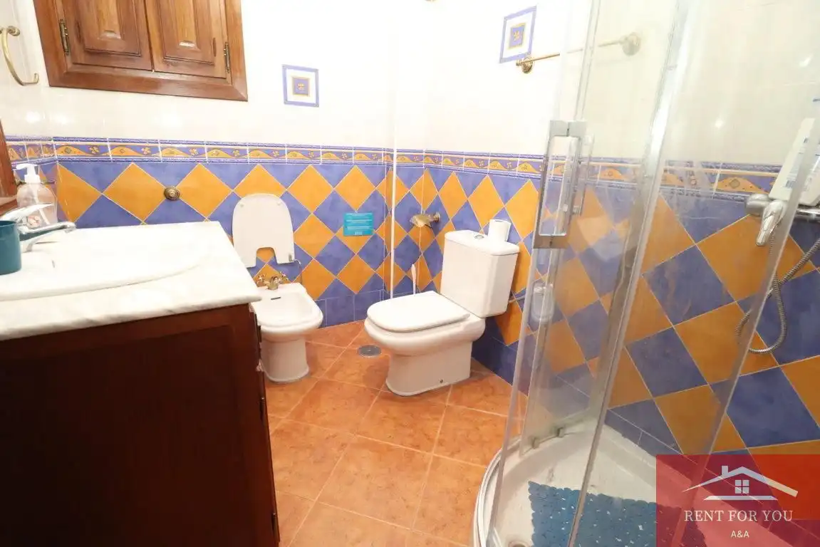Casa de 110 m² en Alozaina