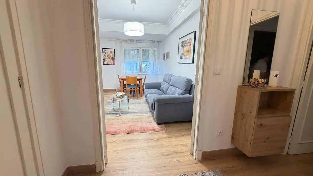 Piso de 95 m² en Ourense
