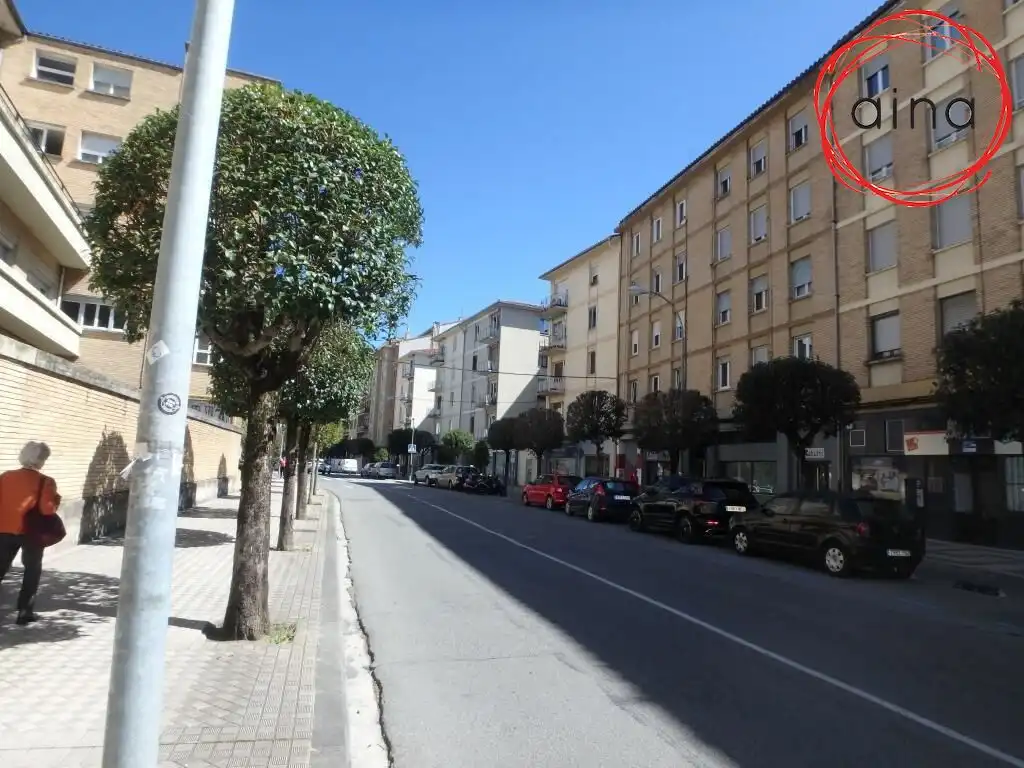 Piso de 80 m² en Pamplona