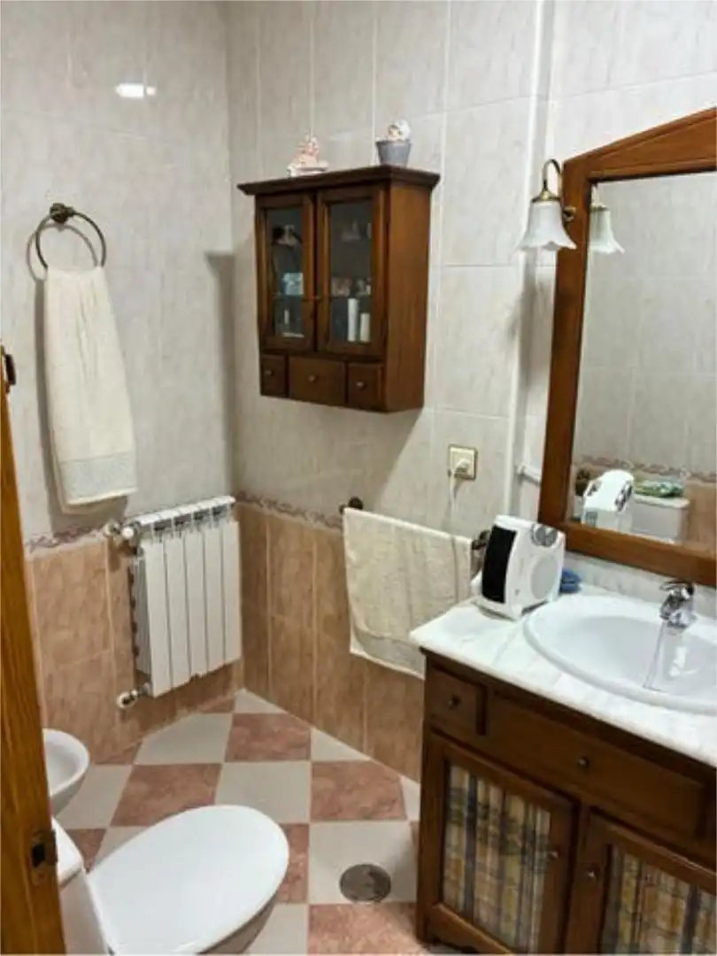 Piso de 90 m² en Villarrobledo