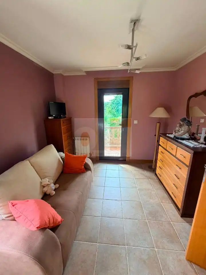 Piso de 130 m² en Moaña