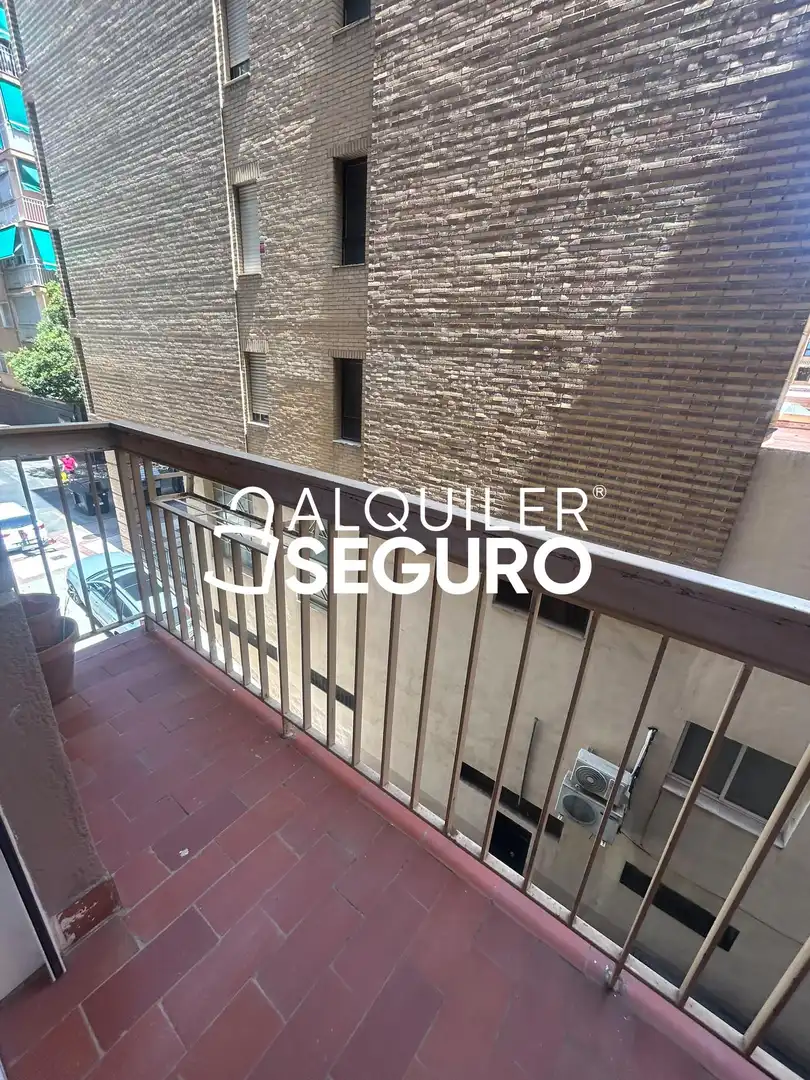 Piso de 88 m² en Granada