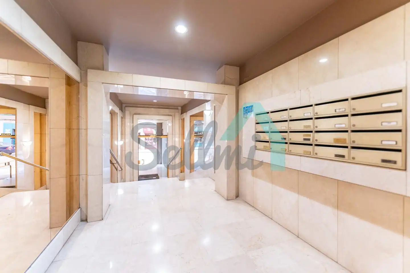 Piso de 132 m² en Oviedo