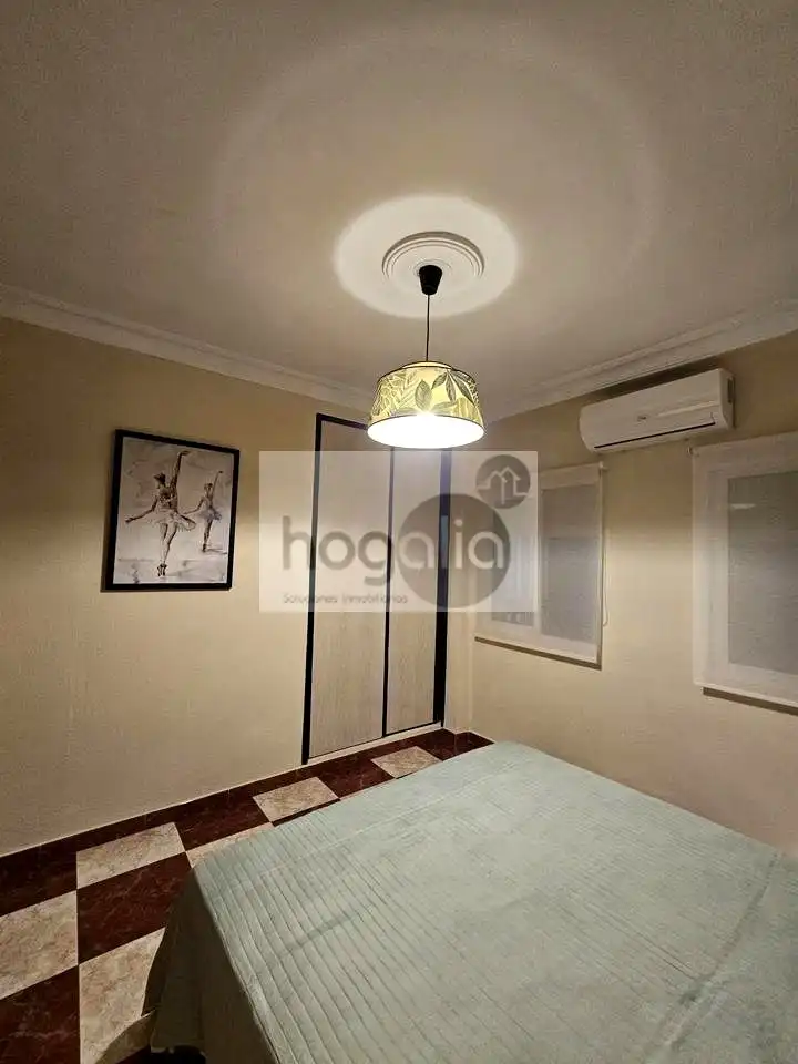 Piso de 60 m² en Sevilla
