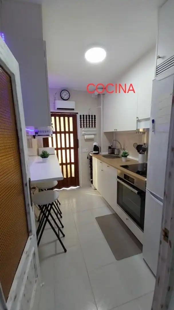 Habitació de lloguer, Perales de Tajuña