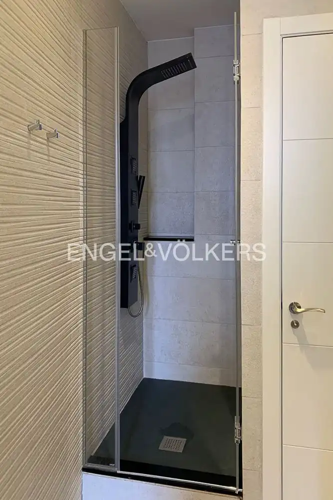 Wohnung 80 m² in Valencia