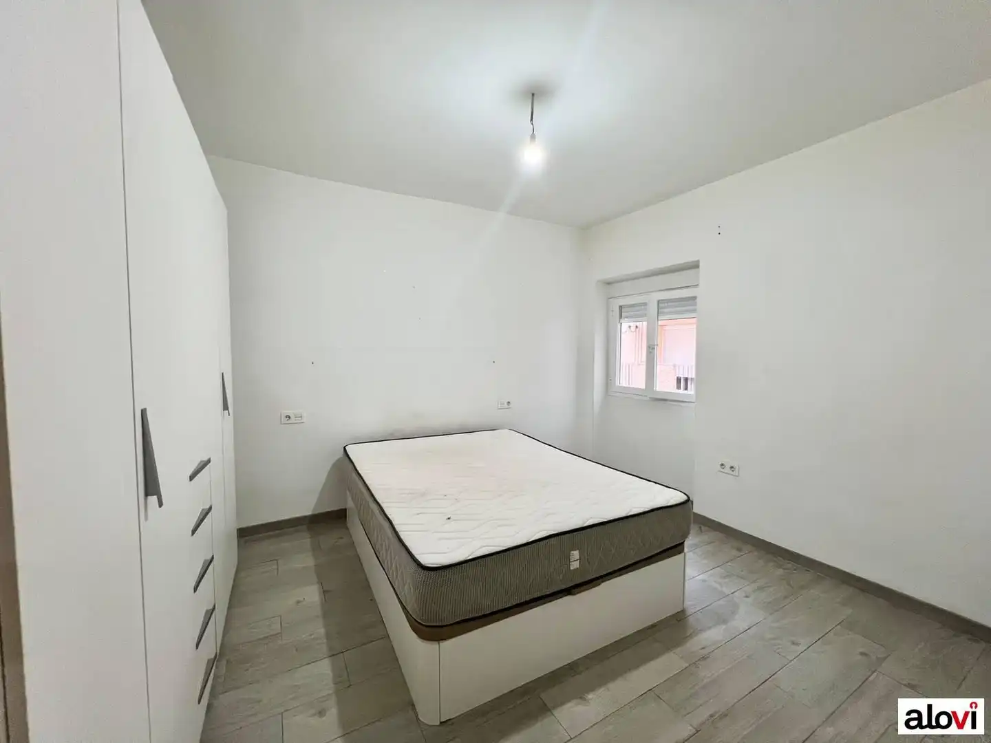 Piso de 80 m² en Granada