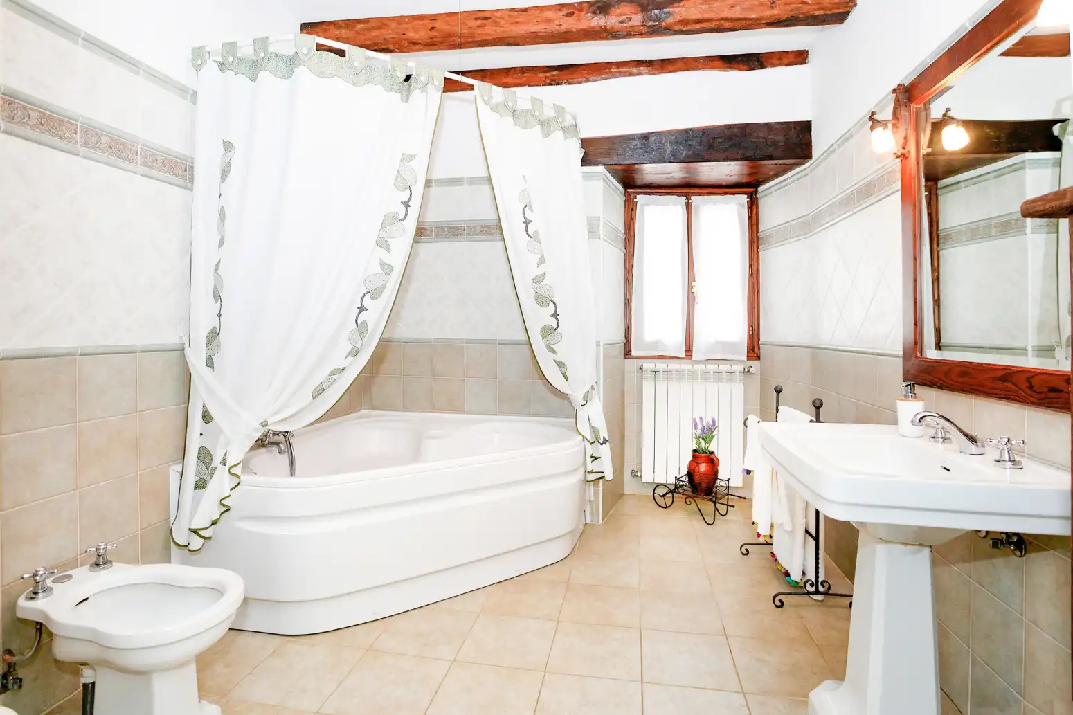 Piso de 285 m² en Basaburua