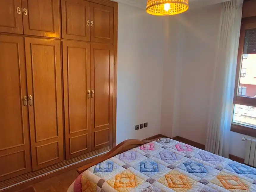 Piso de 82 m² en Oviedo
