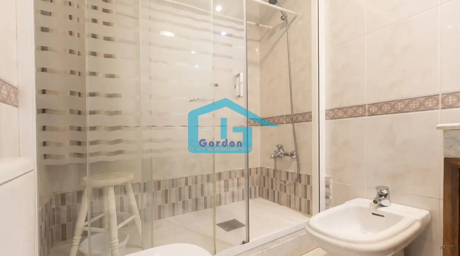 Piso de 80 m² en Sanxenxo