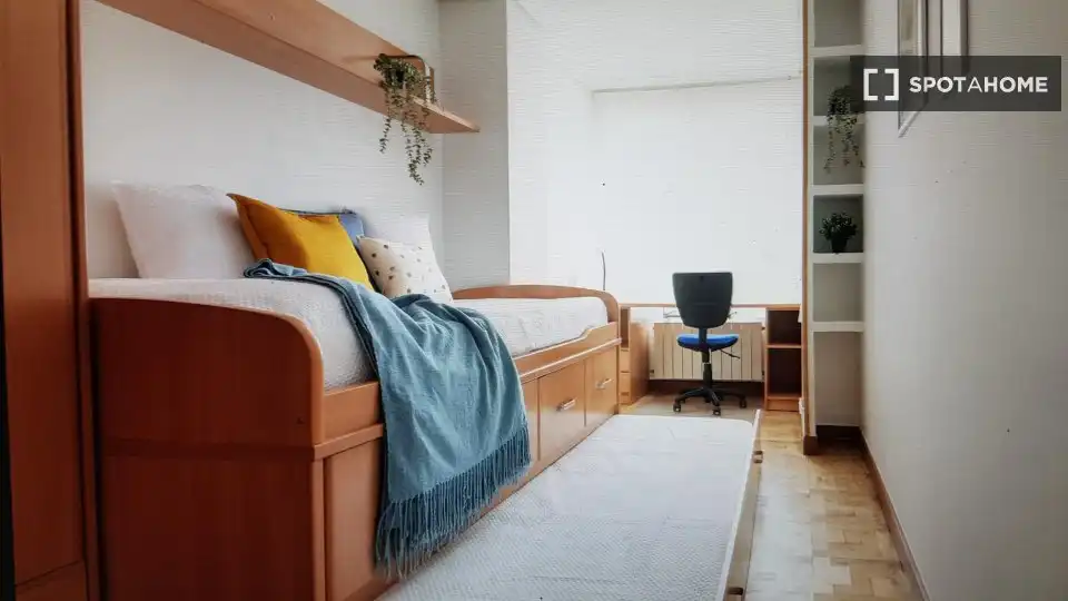 Habitación 104 m², Santander