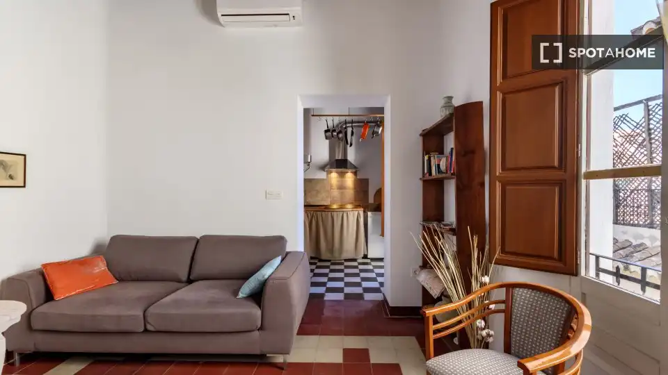 Habitación 104 m², Granada