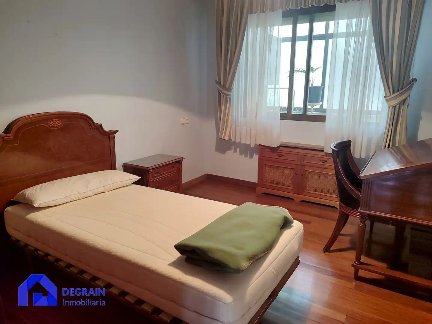 Piso de 146 m² en Oviedo