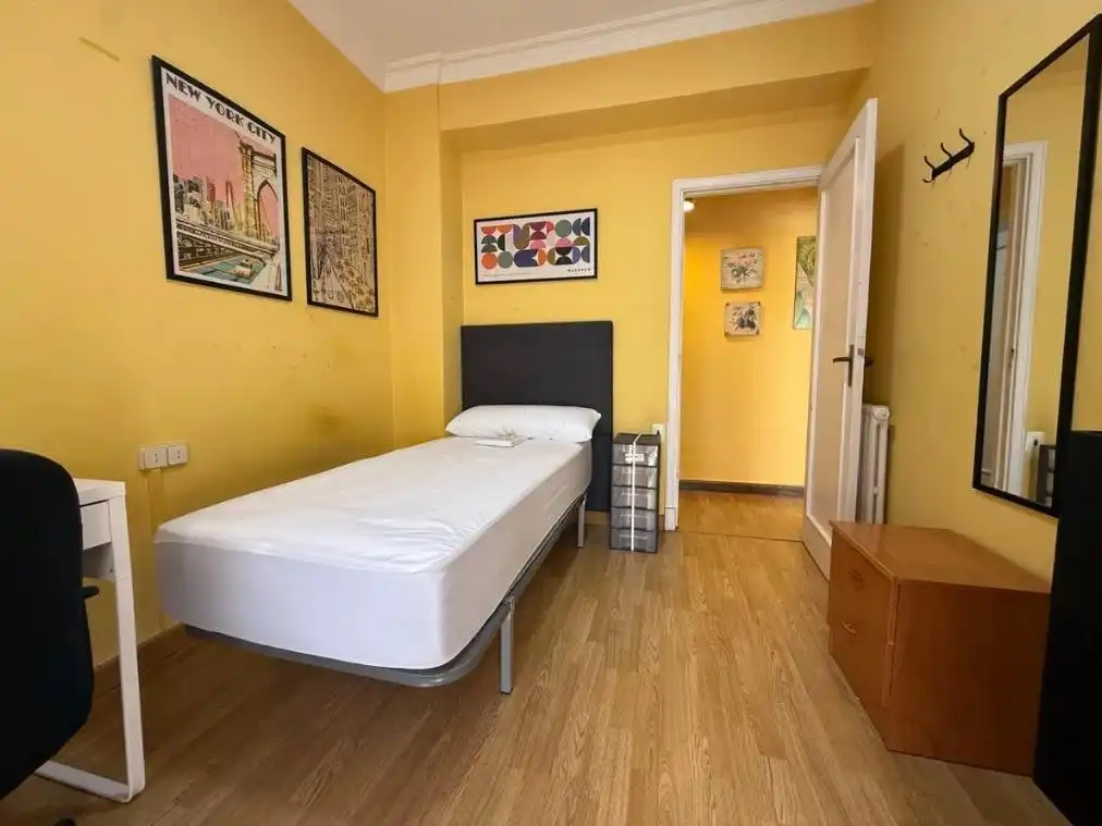 Piso de 95 m² en Ourense