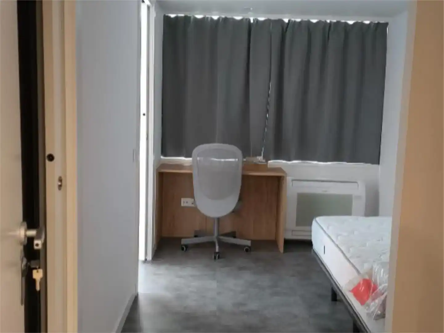 Habitación 45 m², Lérida