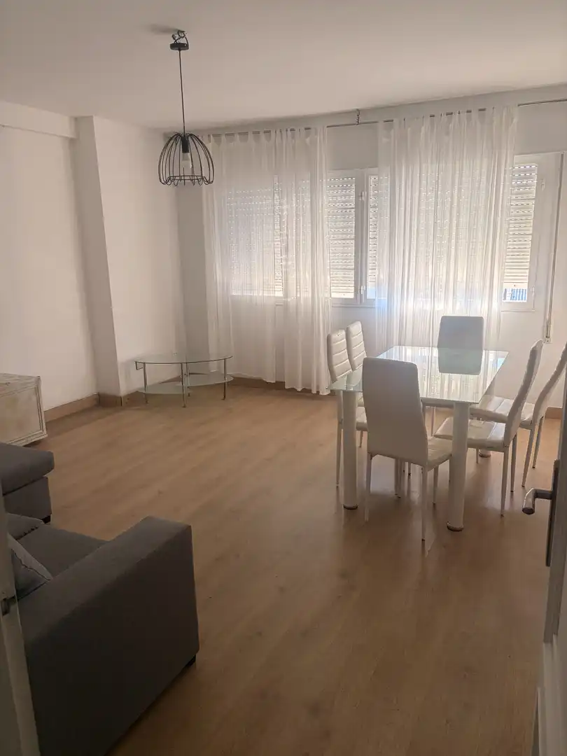 Piso de 100 m² en Zas