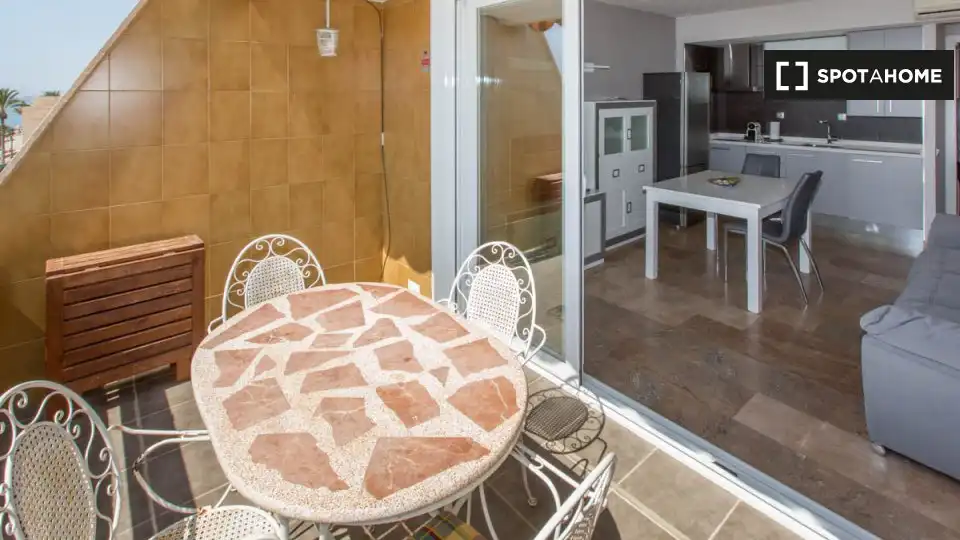 Habitación 86 m², Roquetas de Mar