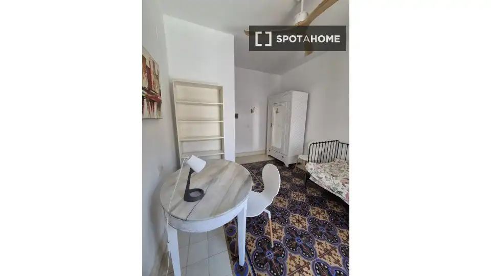 Habitación 104 m², Córdoba