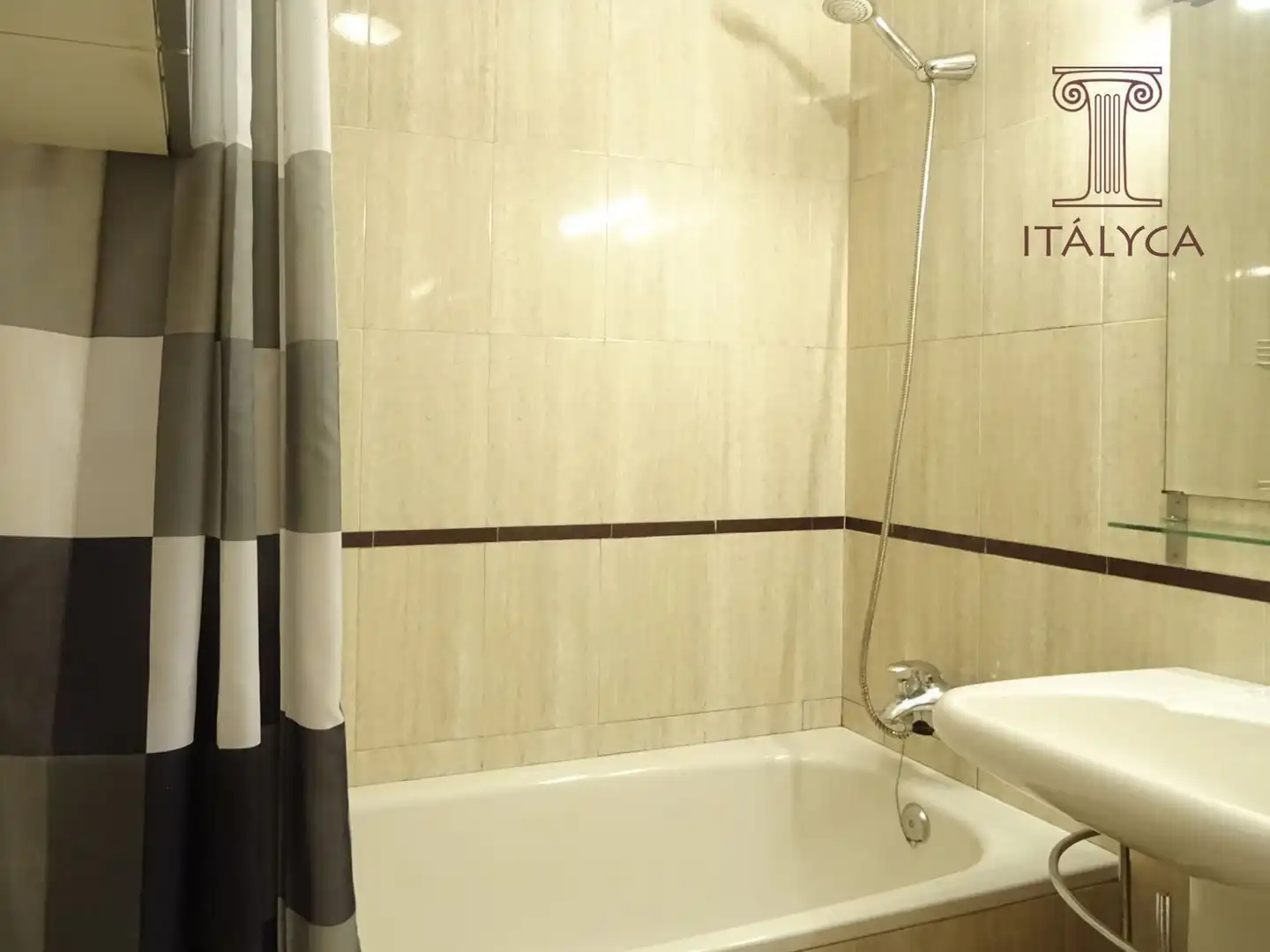 Wohnung 70 m² in Sevilla