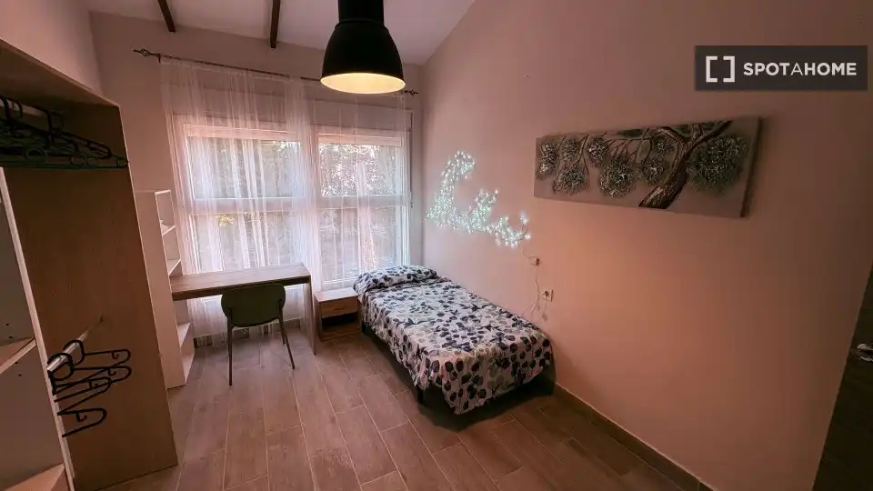 Habitación 104 m², San Juan de Alicante