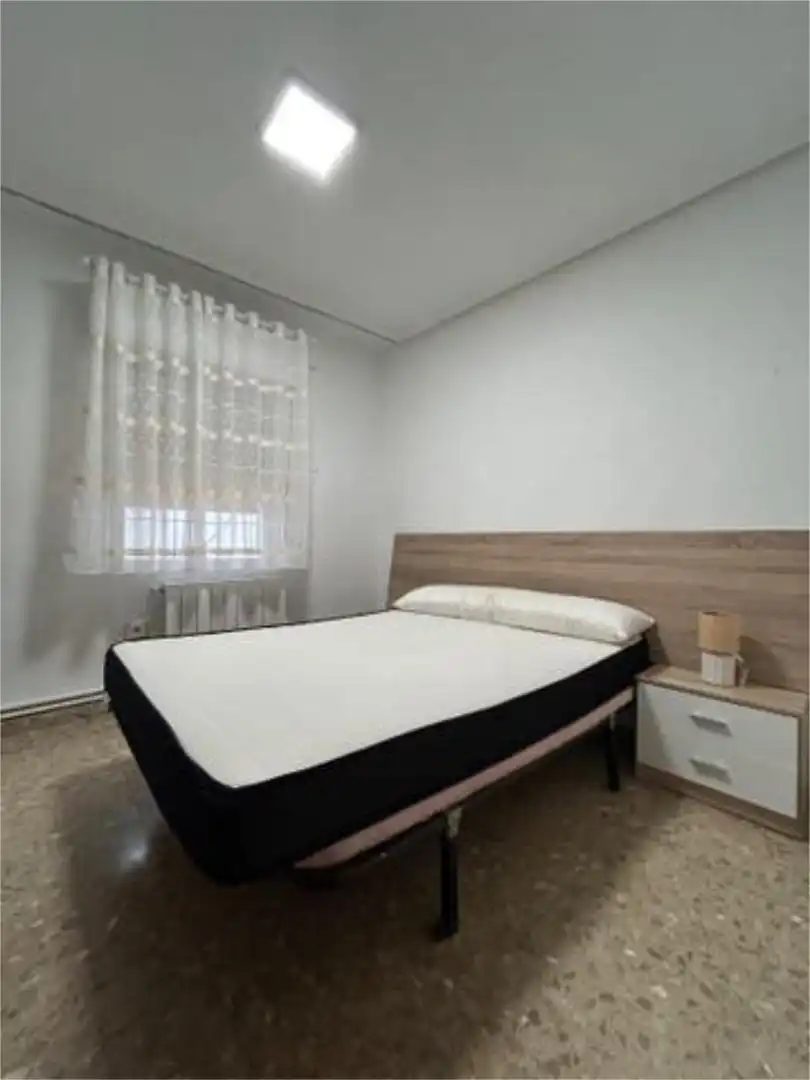 Appartement 90 m² à Albacete